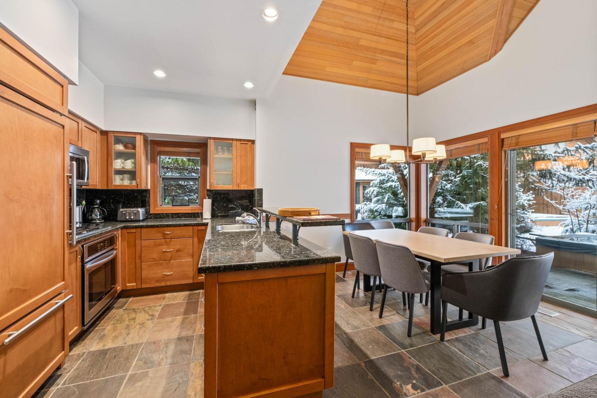 Montebello By Whistler Premier Exterior foto