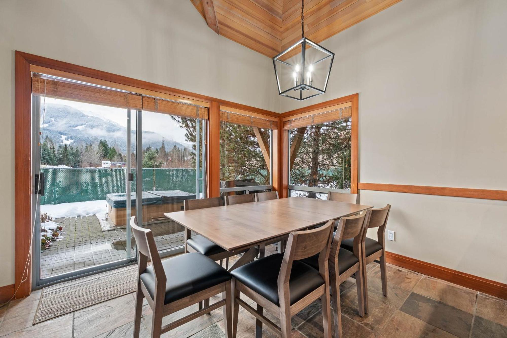 Montebello By Whistler Premier Exterior foto